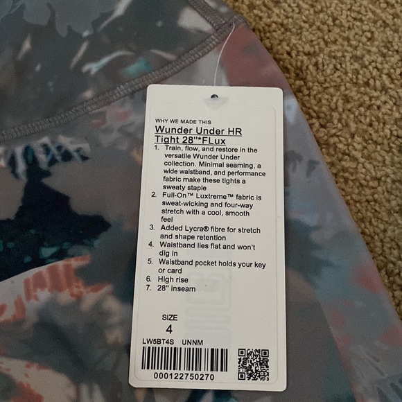 NWT Lululemon multi color leggings size 4 - Picture 3 of 3